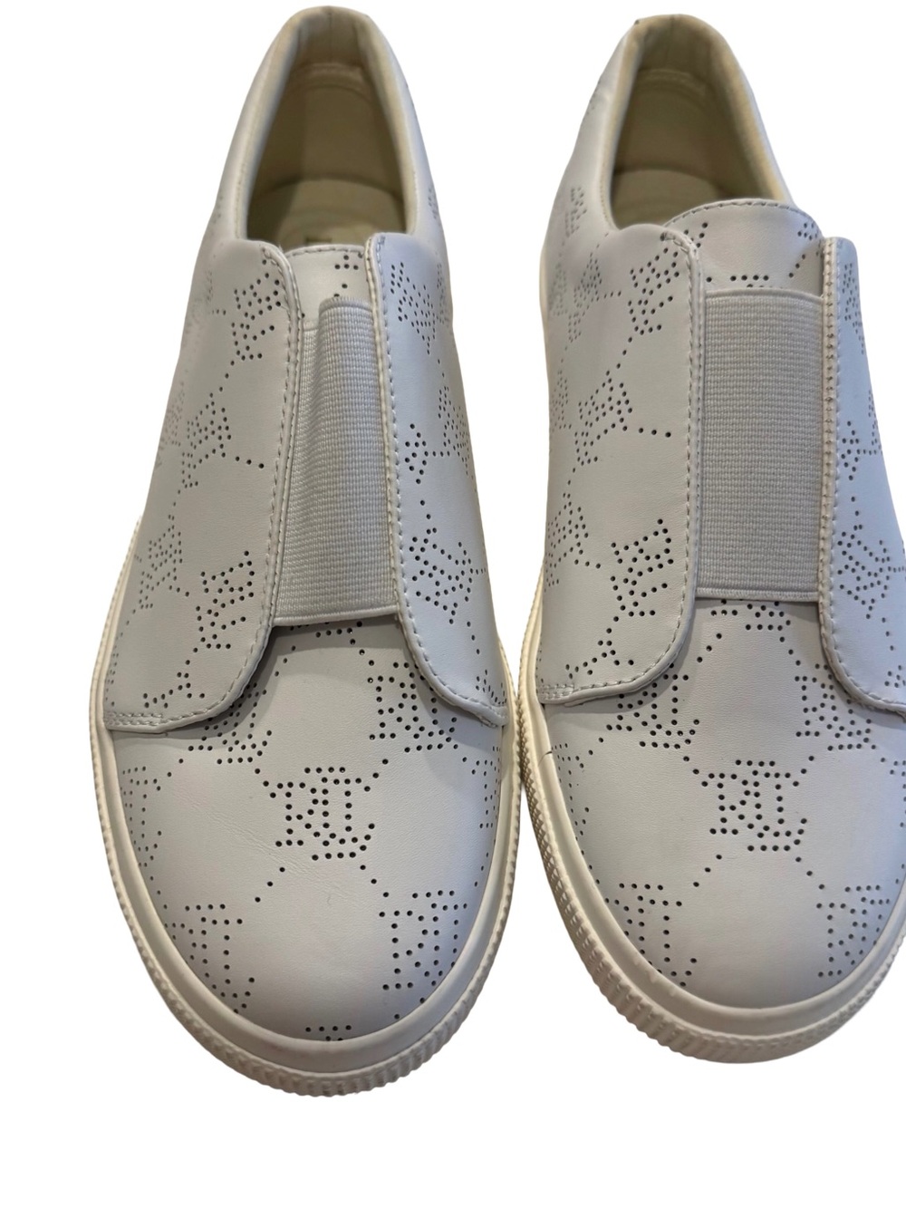 Lauren Ralph Lauren Women’s Sneakers White  W/perorated All Over Logo Sz 6 NEW